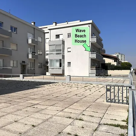 Wave House * Vila do Conde