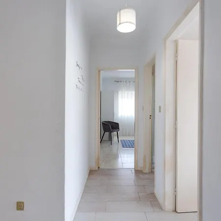 Wave House Apartment *