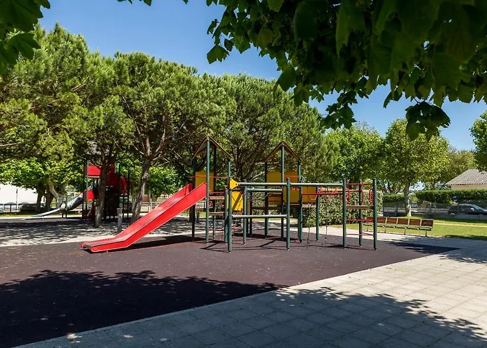 Apartment Wave House