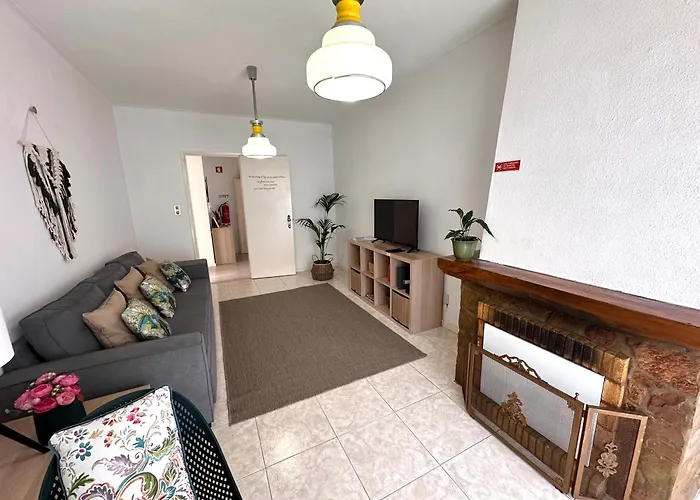 Apartment Wave House